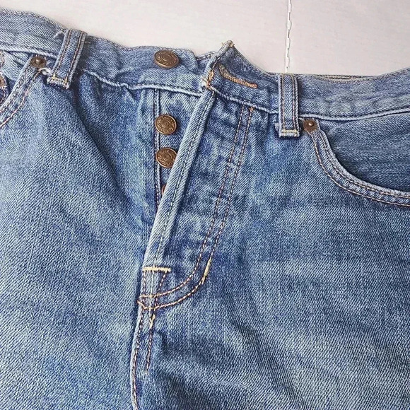 We The Free Medium Wash Distress Blue Jean Shorts - Picture 4 of 12